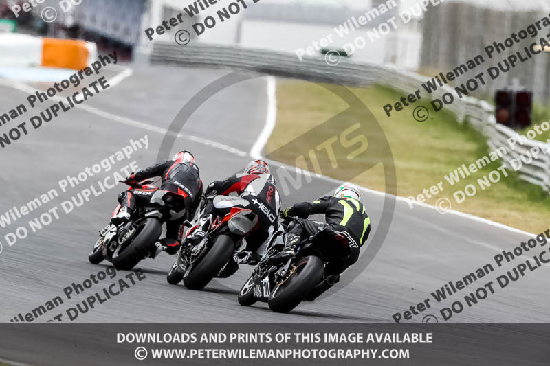 estoril;event digital images;motorbikes;no limits;peter wileman photography;portugal;trackday;trackday digital images